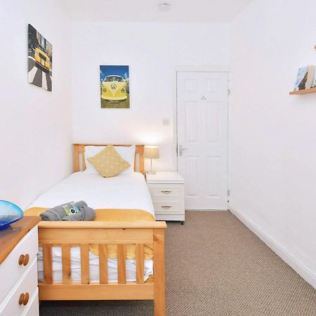 Townhouse @ Hanley Road Stoke Екстер'єр фото