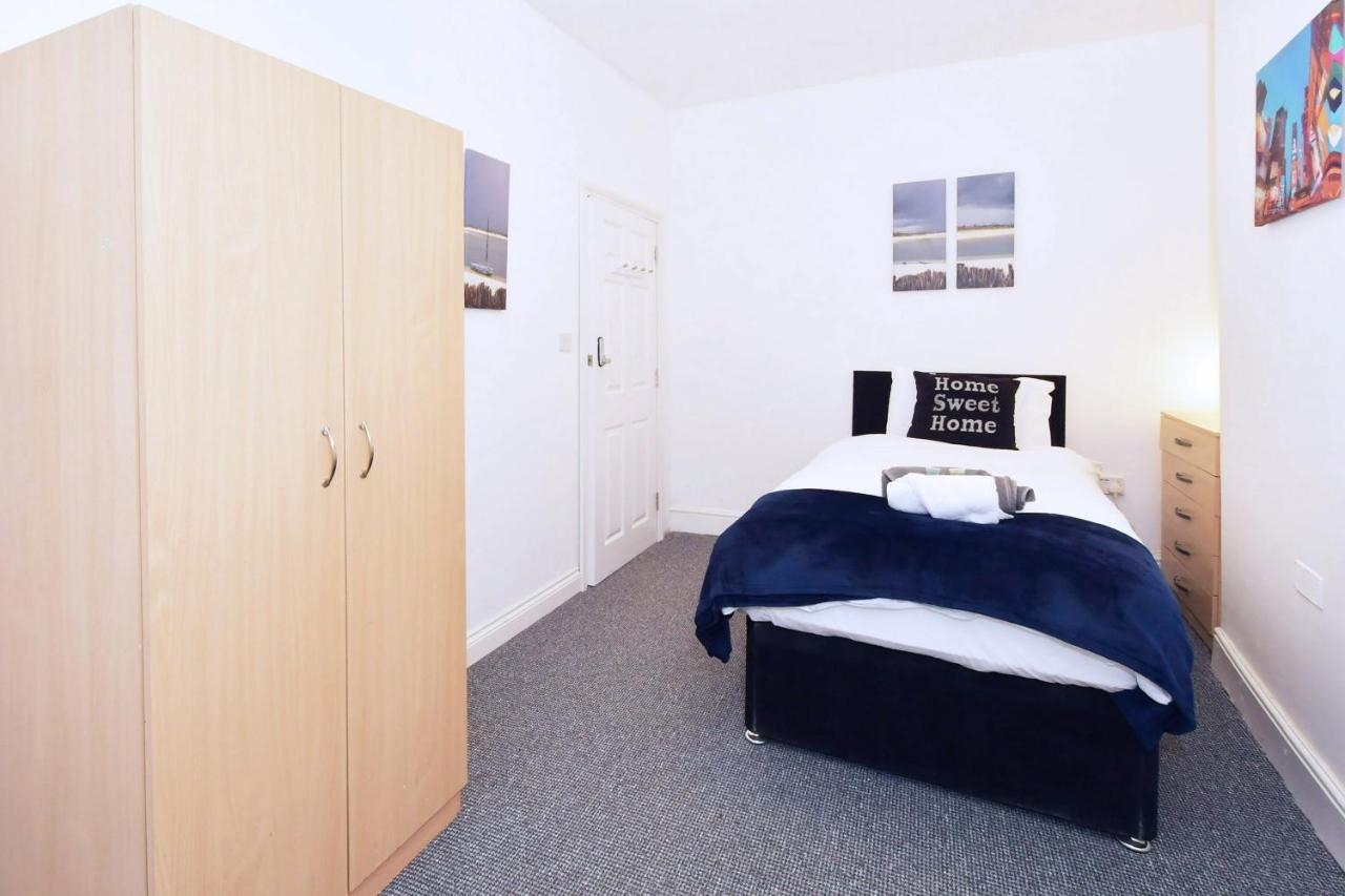 Townhouse @ Hanley Road Stoke Екстер'єр фото