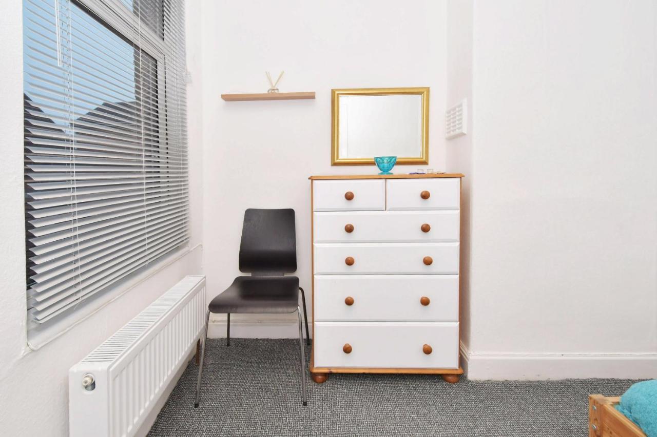Townhouse @ Hanley Road Stoke Екстер'єр фото